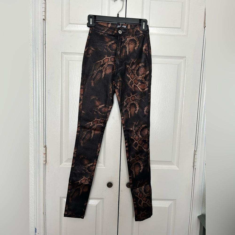JC & JQ Women’s Jeans
